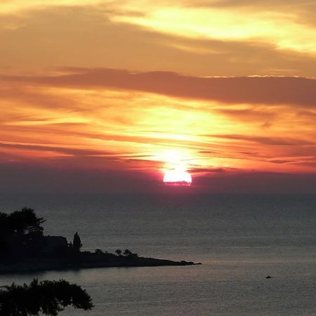 Sea View Apartment 챠브타트 외부 사진
