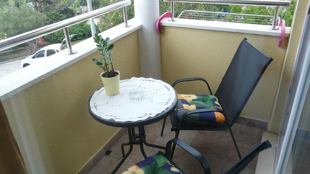 Sea View Apartment 챠브타트 외부 사진
